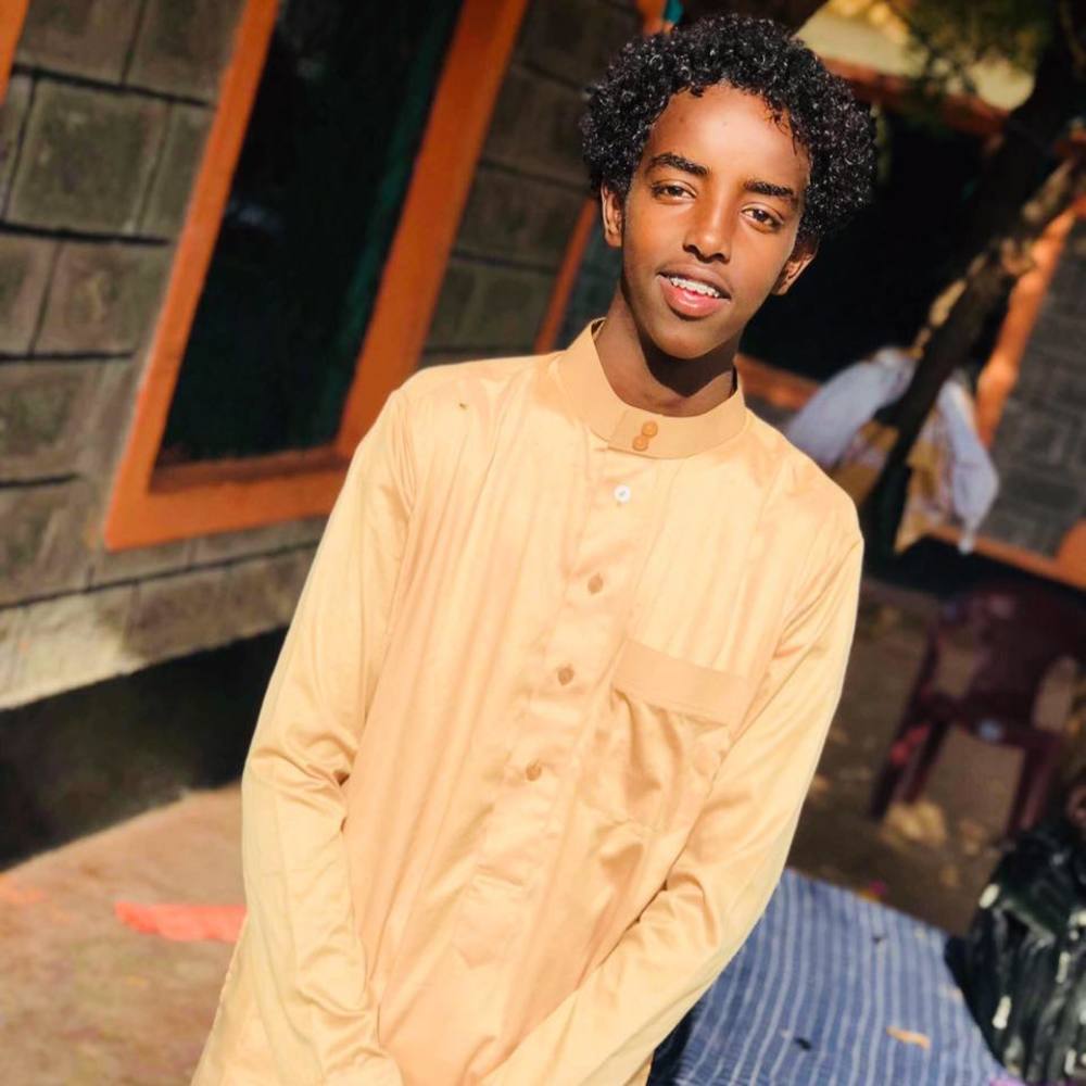 Meet your Posher, Mohamed